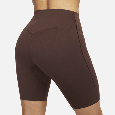 Shorts de ciclismo de 20 cm y tiro medio de media sujeción para mujer Nike Universa con bolsillos