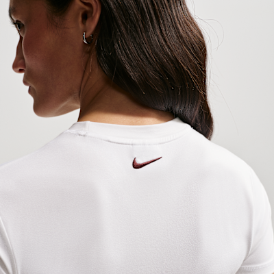 Nike Sportswear Women's Short-sleeve T-shirt