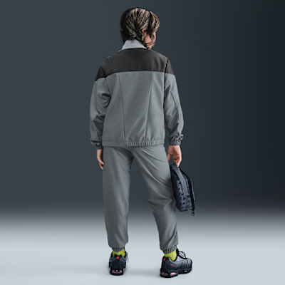 Dres z tkaniny dla dużych dzieci Nike Sportswear