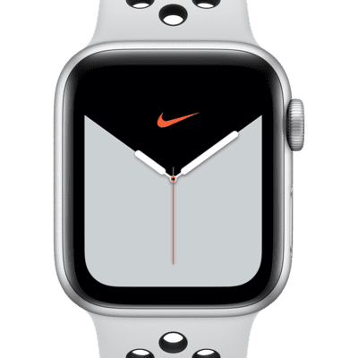 Apple Watch Nike Series 5 (GPS + λειτουργία κινητού) με Nike Sport Band σε ανοιχτή συσκευασία και ασημί κάσα αλουμινίου 44 mm