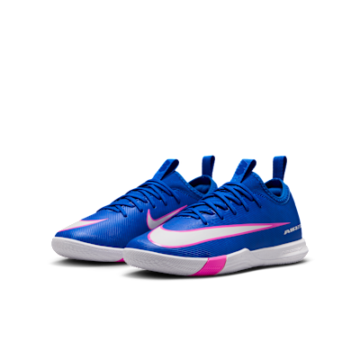 Tacos de fútbol para cancha cubierta de corte low para niños de preescolar y grandes Nike Jr. Mercurial Vapor 16 Academy