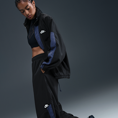 Nike Sportswear Women's Wide-Leg Woven Trousers
