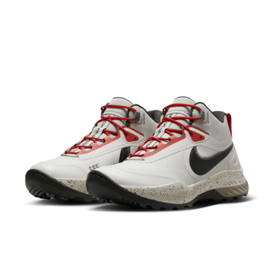 Tenis para el aire libre Elite para hombre Nike React SFB Carbon