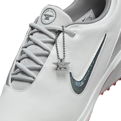 Nike Victory Tour 4 Golf Shoes