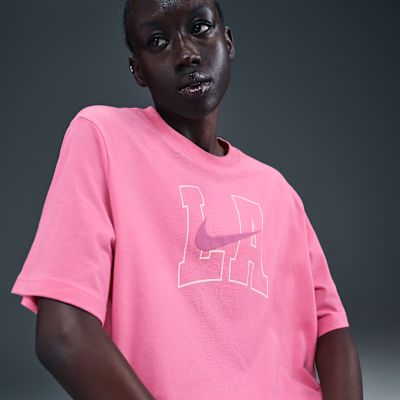 Nike Sportswear Essential Women's Graphic T-Shirt