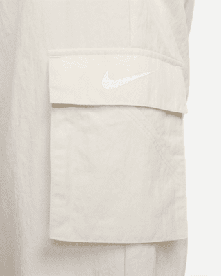 Nike Sportswear Essential Women's High-Rise Woven Cargo Pants