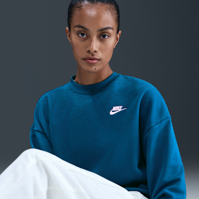 Nike Sportswear Club Fleece Women's Loose Crew-Neck Sweatshirt
