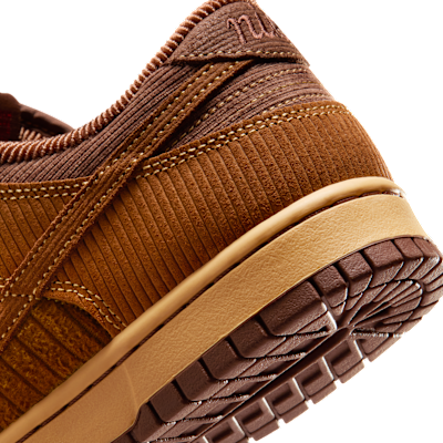 나이키 덩크 로우 레트로 프리미엄 남성 신발