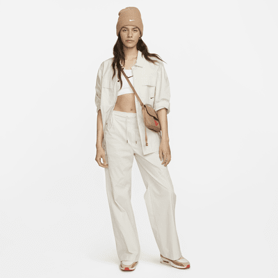 Nike Sportswear Essentials Women's Woven High-Rise Trousers. Nike ZA