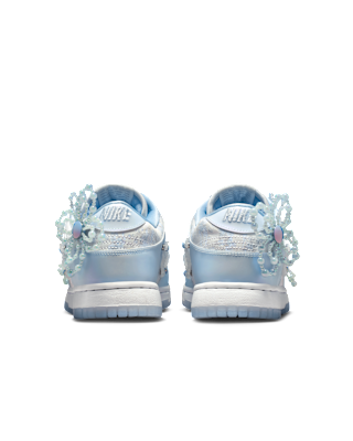 Nike Dunk 低筒女款藝術家系列