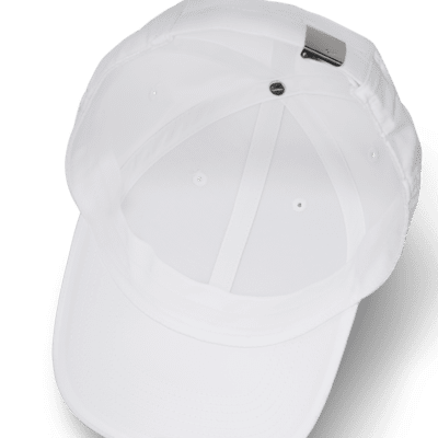 Gorra con estructura con Swoosh metálico Nike Club