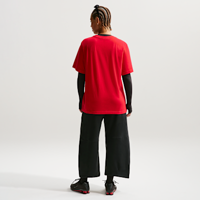 Nike Sportswear Essentials Women's Loose T-Shirt