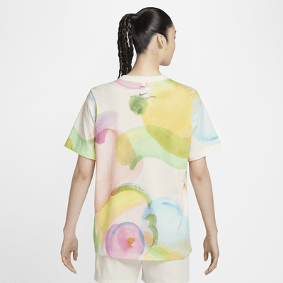 Nike Sportswear Essential Women's Printed T-Shirt