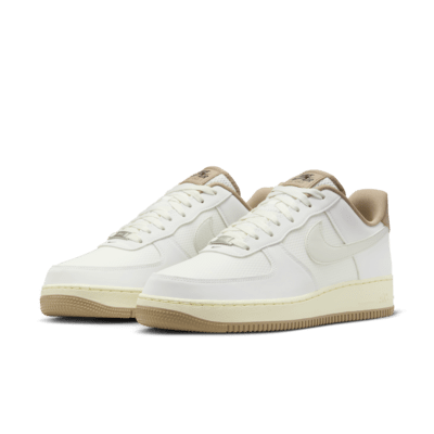 Tenis acondicionados para el invierno para hombre Nike Air Force 1 '07 LV8