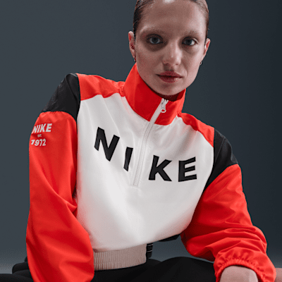 Veste tissée légère à 1/4 de zip Nike Sportswear pour femme