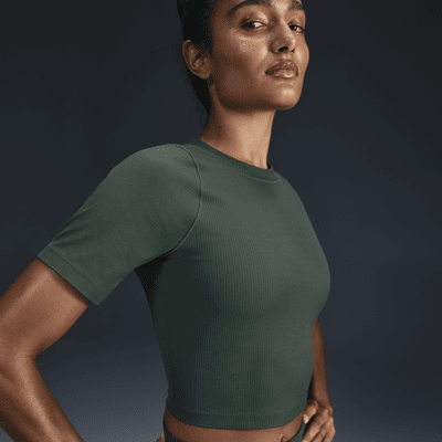 Haut à manches courtes Dri-FIT Nike Zenvy Rib pour femme