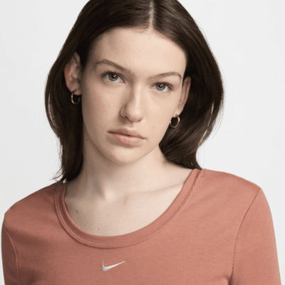 Nike Sportswear Chill Knit Women's Tight Scoop-Back Short-Sleeve Mini-Rib Top