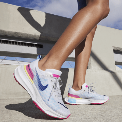 Tenis de correr en pavimento para mujer Nike Invincible 3