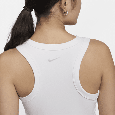 Nike One Fitted Women's Dri-FIT Cropped Tank Top