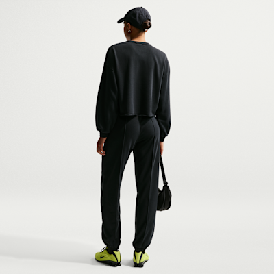 Nike Sportswear Chill Terry Women's Oversized French Terry Crew-Neck Sweatshirt