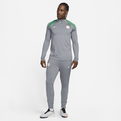 Pantaloni da calcio in maglia Nike Dri-FIT Nigeria Strike – Uomo