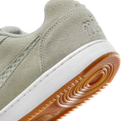 ナイキ エバノン LOW プレミアム ウィメンズシューズ