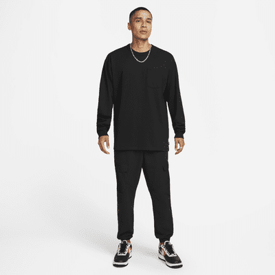 Nike Sportswear Premium Essentials Men's Long-Sleeve Pocket T-Shirt