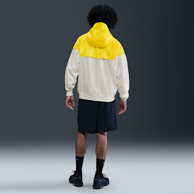 Chamarra con gorro para hombre Nike Sportswear Windrunner