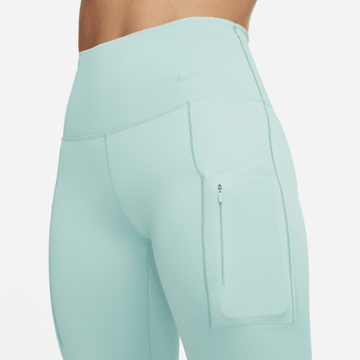 Leggings cropped de tiro alto y sujeción firme con bolsillos para mujer Nike Go