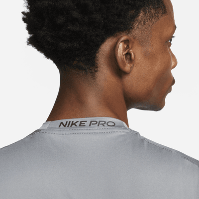 Playera de fitness ajustada sin mangas Dri-FIT para hombre Nike Pro