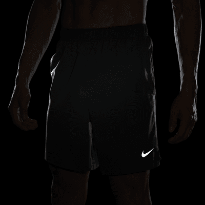 Nike Challenger Dri-FIT hardloopshorts met binnenbroek voor heren (18 cm)