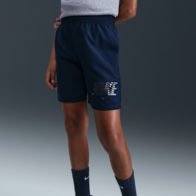 Vævede Nike Multi Dri-FIT-shorts til større børn (drenge)