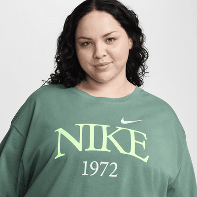 Nike Sportswear Classic Women's T-Shirt (Plus Size)