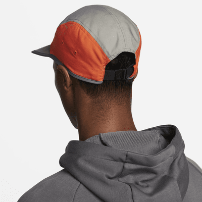 Nike Dri-FIT Fly Unstructured Swoosh Cap