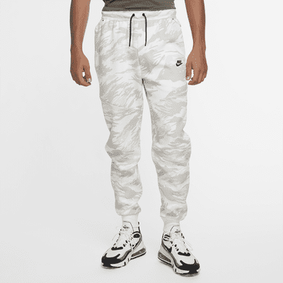 nike white tech fleece