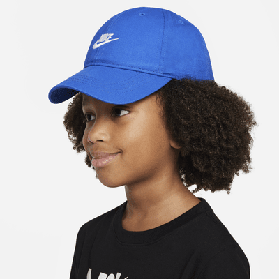 Gorra Futura con visera curva para niños talla pequeña Nike