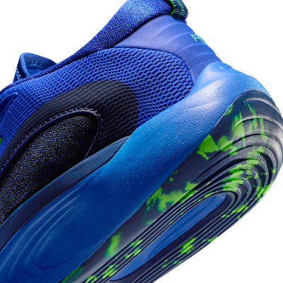 Nike IsoFly Big Kids' Basketball Shoes