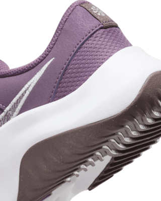 Nike Legend Essential 3 Next Nature