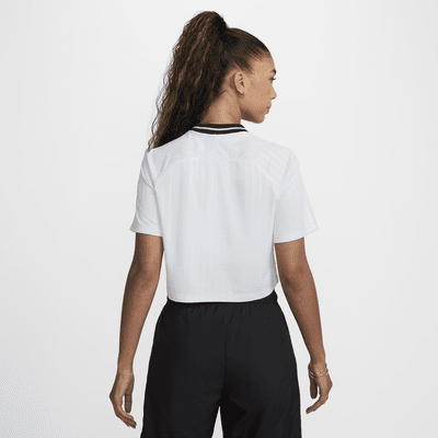 Nike Sportswear-crop-overdel med korte ærmer til kvinder