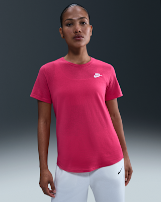 Женская футболка Nike Sportswear Club Essentials