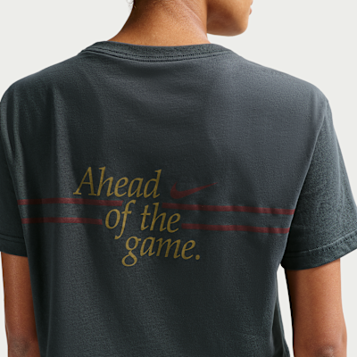 Nike Sportswear Club Women's Loose Cropped T-Shirt