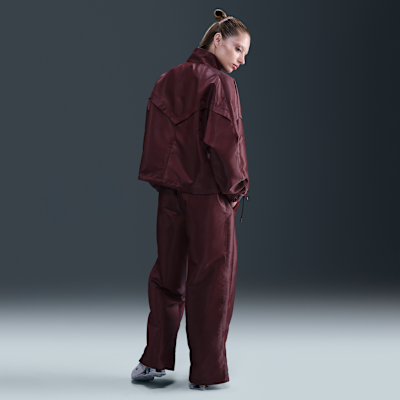 Chamarra brillante para mujer Nike Sportswear Windrunner