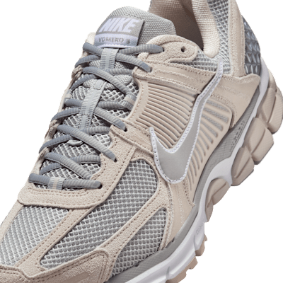 Nike Zoom Vomero 5 Men's Shoes