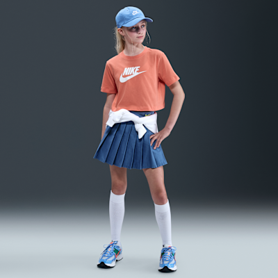 Nike Sportswear Older Kids' (Girls') Cropped T-Shirt