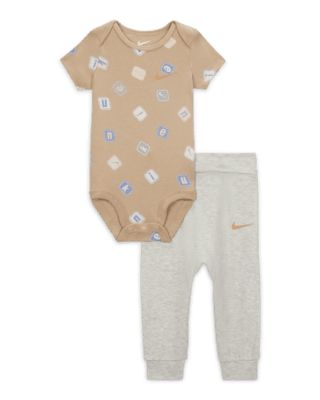 Детские  Nike Baby (0-9M) 2-Piece Printed Bodysuit Set