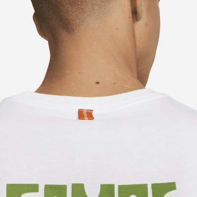 Nike Sportswear Somos Familia Men's T-Shirt