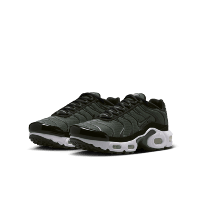 Nike Air Max Plus Genç Çocuk Ayakkabısı