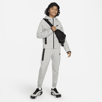 Nike Sportswear Tech Fleece Older Kids' (Boys') Full-Zip Hoodie. Nike IN