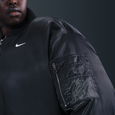 Nike Sportswear Women's Therma-FIT Reversible Bomber Jacket (Plus Size)