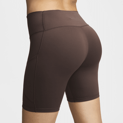 Shorts de ciclismo con bolsillos de tiro alto de 20 cm para mujer Nike One